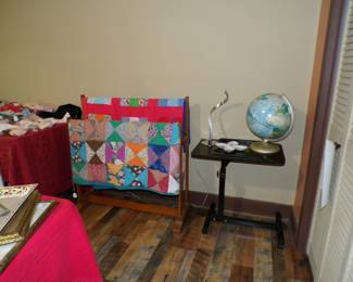 Quilt Stand And Quilts