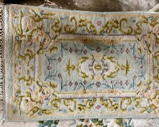 Area rug