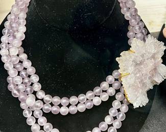 Multi row amethyst bead w/geode/raw crystal station necklace