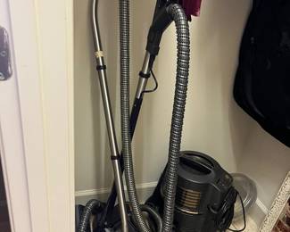 Rainbow vacuum/attachments