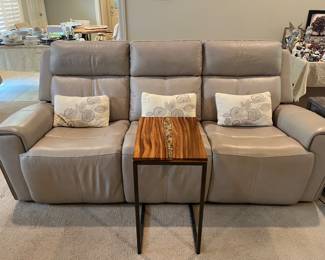 Beautiful reclining sofa 