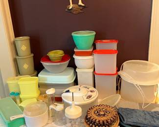 Tupperware 
