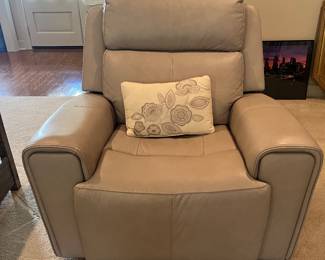 Leather recliner 