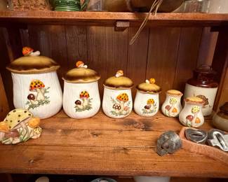 Mushroom canister set, salt & pepper shaker & napkin holder 