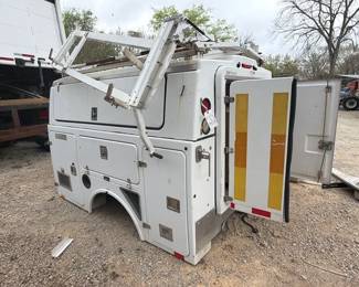 UTILITY TRUCK BED
