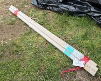 LAMINATE WOOD MOLDING