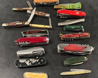 Collection of pocket knives