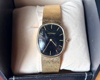 14 karat gold watch 44 g of 14 karat gold