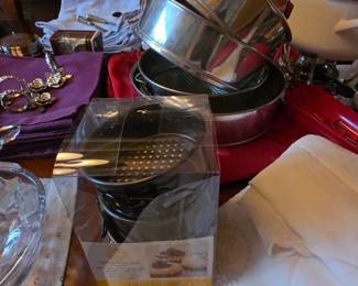 Springform Pans - multiple sizes