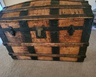 Antique Rounded Top Trunk - original finish