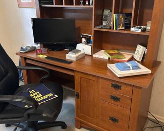 Craftsman style desk
