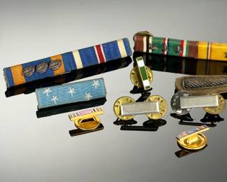Vintage US Military WWII Korean War Ribbon Bars & Insignia Lot (11 Pcs)
