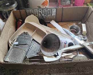 FOR SALE TILL 12:45, FREE IF NOT SOLD AT 1pm