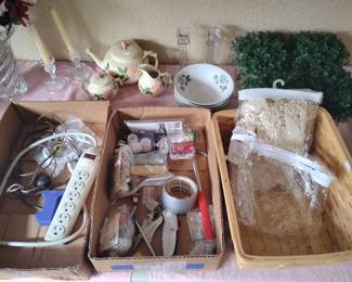 FOR SALE TILL 12:45, FREE IF NOT SOLD AT 1pm