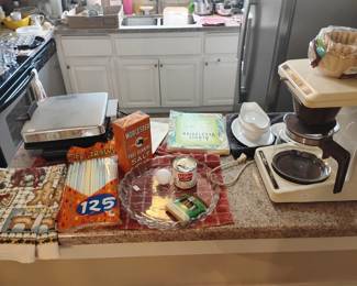 FOR SALE TILL 12:45, FREE IF NOT SOLD AT 1pm