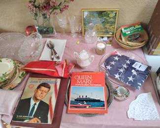 FOR SALE TILL 12:45, FREE IF NOT SOLD AT 1pm