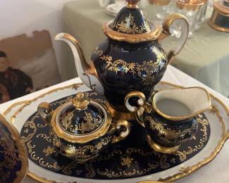 Weimar Porzellan  "Katarina " tea set 
