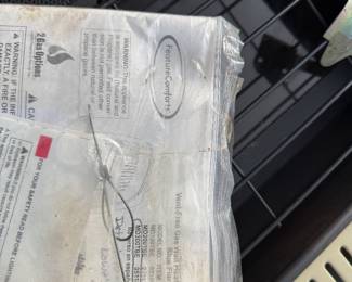 FeatureComforts Vent-Free Gas Wall Heater