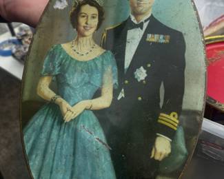 1953 Queen Elizabeth Coronation Commemorative Tin | Vintage Royal Souvenir