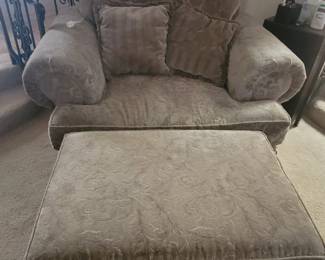 Oversized chair & Ottoman 