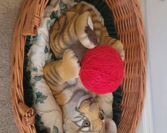 Ceramic tiger cub