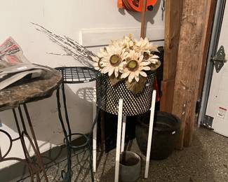 Plant Stands 