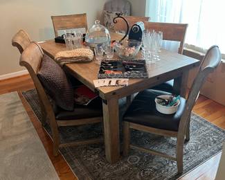 Dining Table & Chairs 