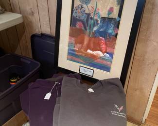 Clothing, Wall Decor 