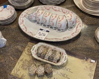 38 Piece Floral China Set, Napkin Rings 