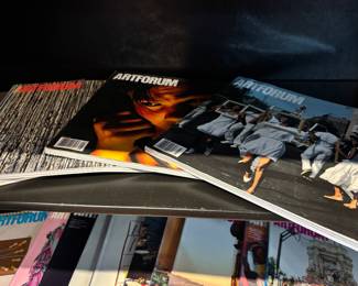 Art Forum Magazines