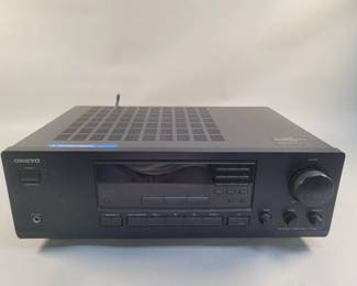 Onkyo FM / AM receiver TX 8211