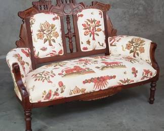Victorian carved mahogany settee