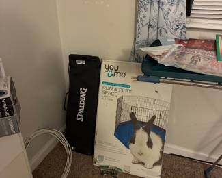 Pet gate complete set, badminton and horseshoe game kit, 