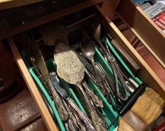 Wm. Rogers & Son Silver Plate Flatware Set