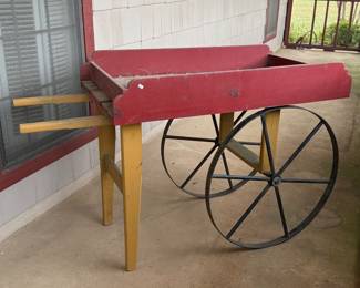 Vintage decorative wagon 