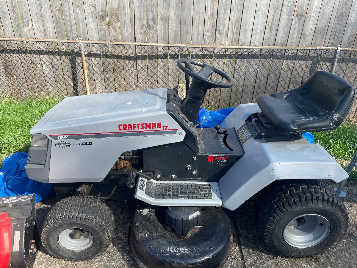 Craftsman riding mower
