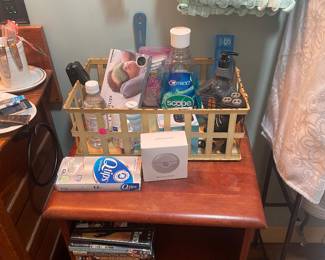 Storage cabinet, personal care items