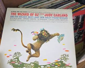 Record THE WIZARD OF OZ AND JUDY GARLAND