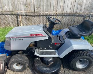 Craftsman riding mower
