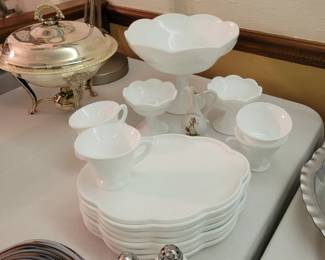 Milk glass snack set +