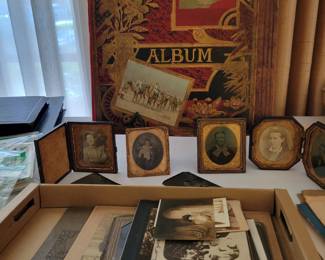 Old photos & tintypes