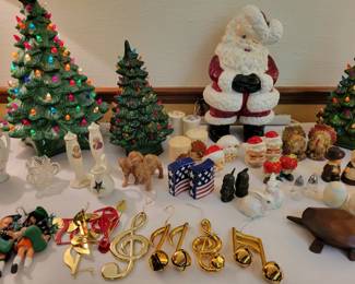 Salt & peppers & Christmas