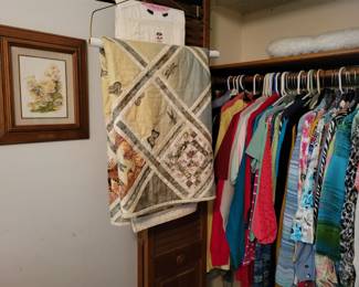 Quilt & ladies clothes (size S)