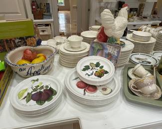 Portmeirion Pomona plates