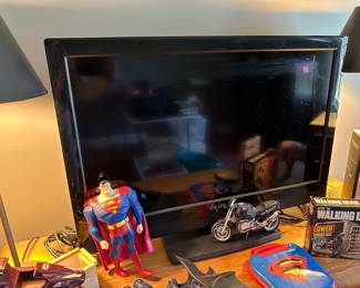 Flatscreen TV