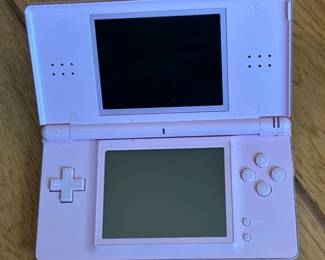 Nintendo DS lite
