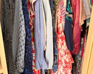 Designer Clothing/Shoes/Dresses