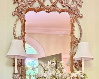 Ohhhh the mirrors....