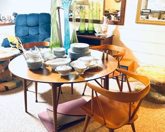 Mid Century Modern Paul McCobb maple table and chairs 