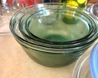 Anchor Hocking Green Glass nesting bowls